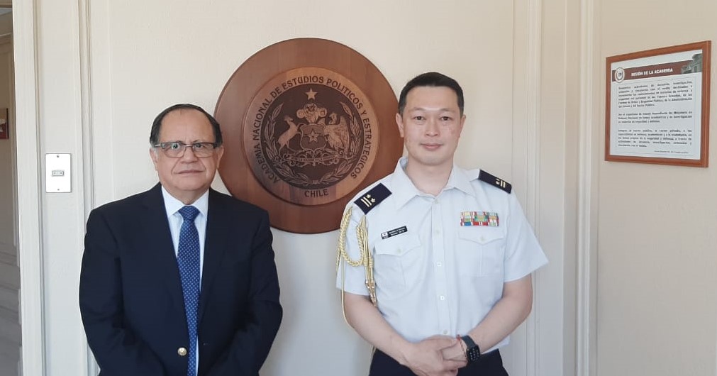 Agregado de Defensa del Japón en Chile visitó la ANEPE