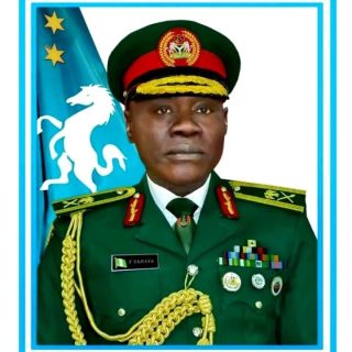 Ex alumno de la ANEPE asumió como Jefe de Estado Mayor del Ejército de Nigeria