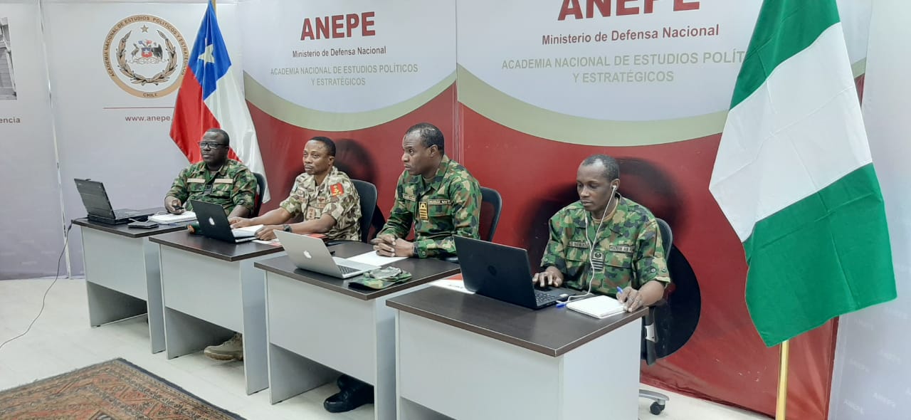Oficiales de Brasil y Nigeria realizaron conferencias en la ANEPE