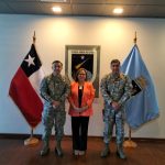 Profesora de la ANEPE, Dra. Loreto Correa fue invitada a conocer las instalaciones de la Dirección de Asuntos Espaciales de la FACH