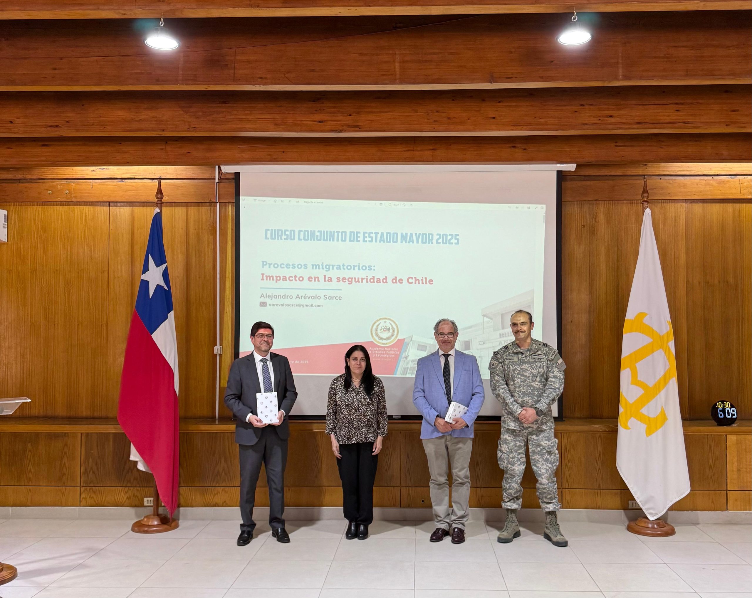 Académicos de la ANEPE exponen en el Curso Conjunto de Estado Mayor 2025